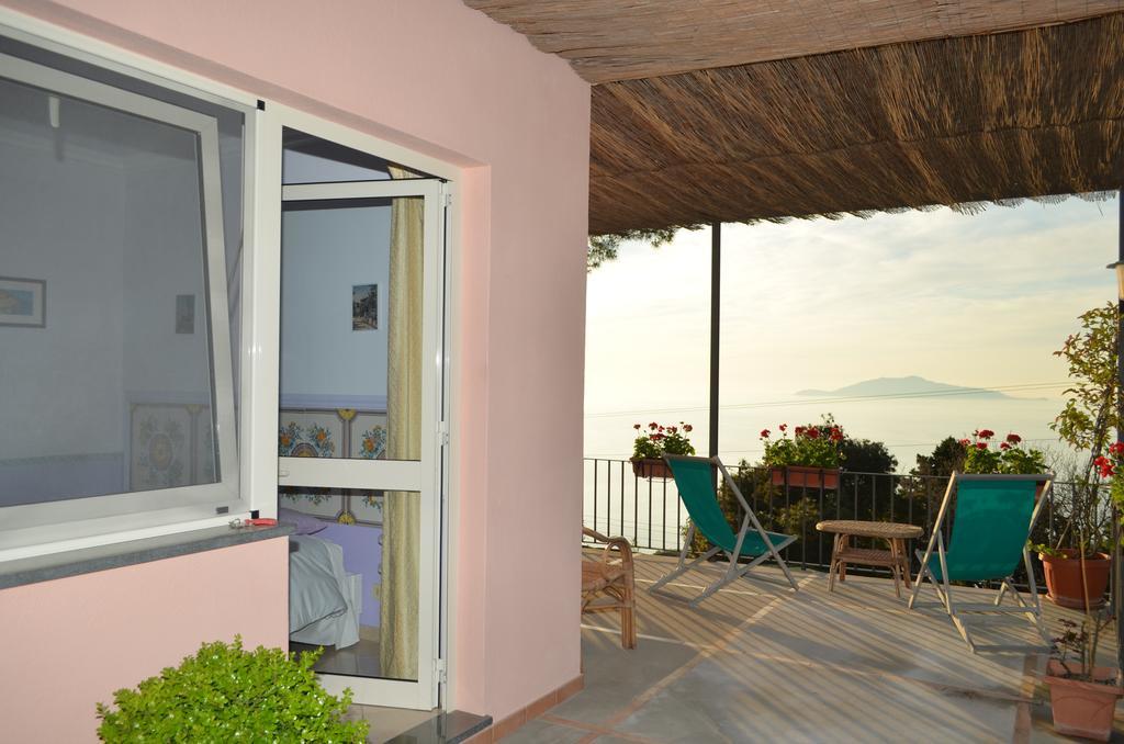 Le Ginestre Di Capri Bb & Holiday House Анакапри Екстериор снимка