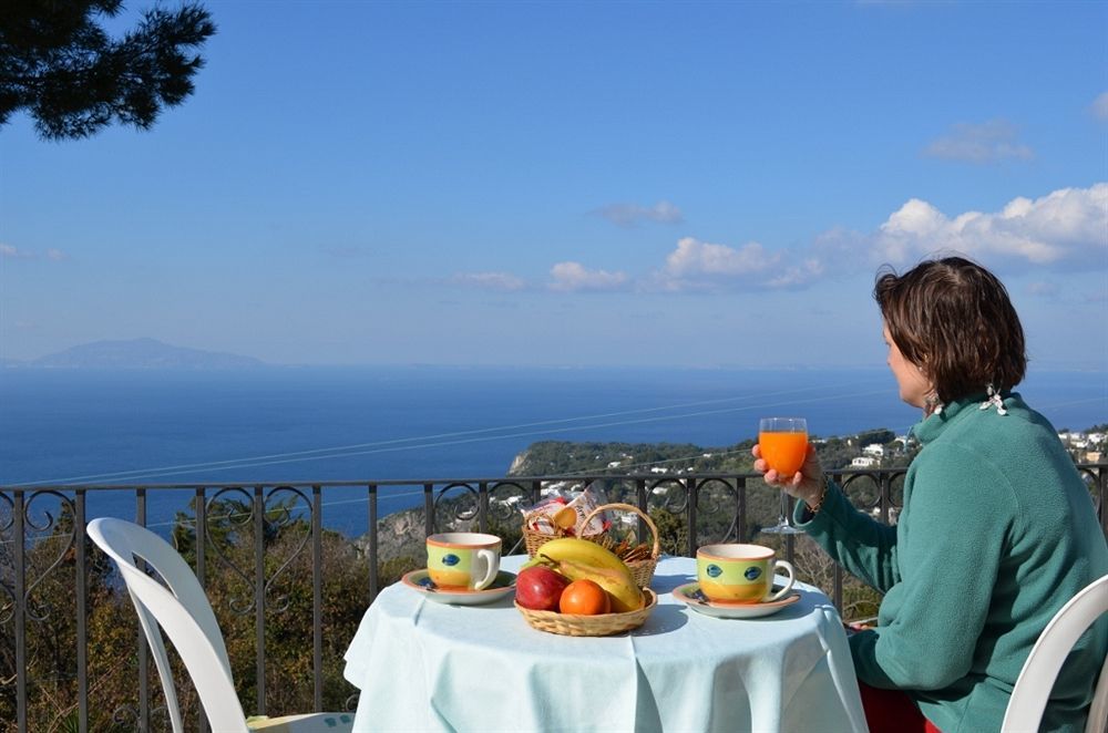 Le Ginestre Di Capri Bb & Holiday House Анакапри Екстериор снимка